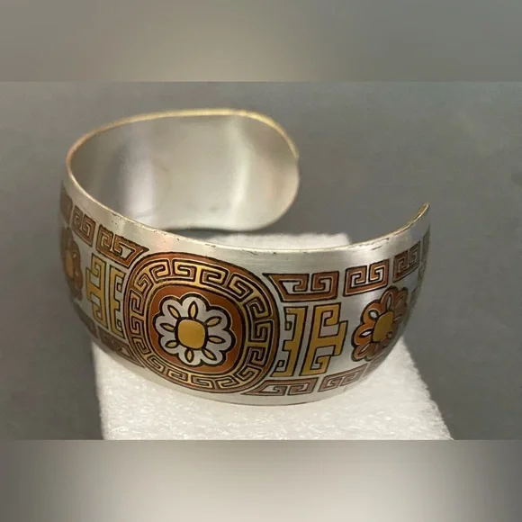 Vintage Reed & Barton Cuff Bracelet - Picture 5 of 10